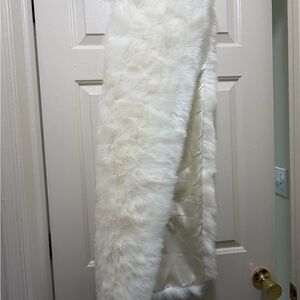 Luxurious White Faux Fur Shawl